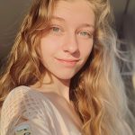 Jonge milf geniet van gepassioneerde seks tijdens sexafspraakje jonge milf sexafspraakje